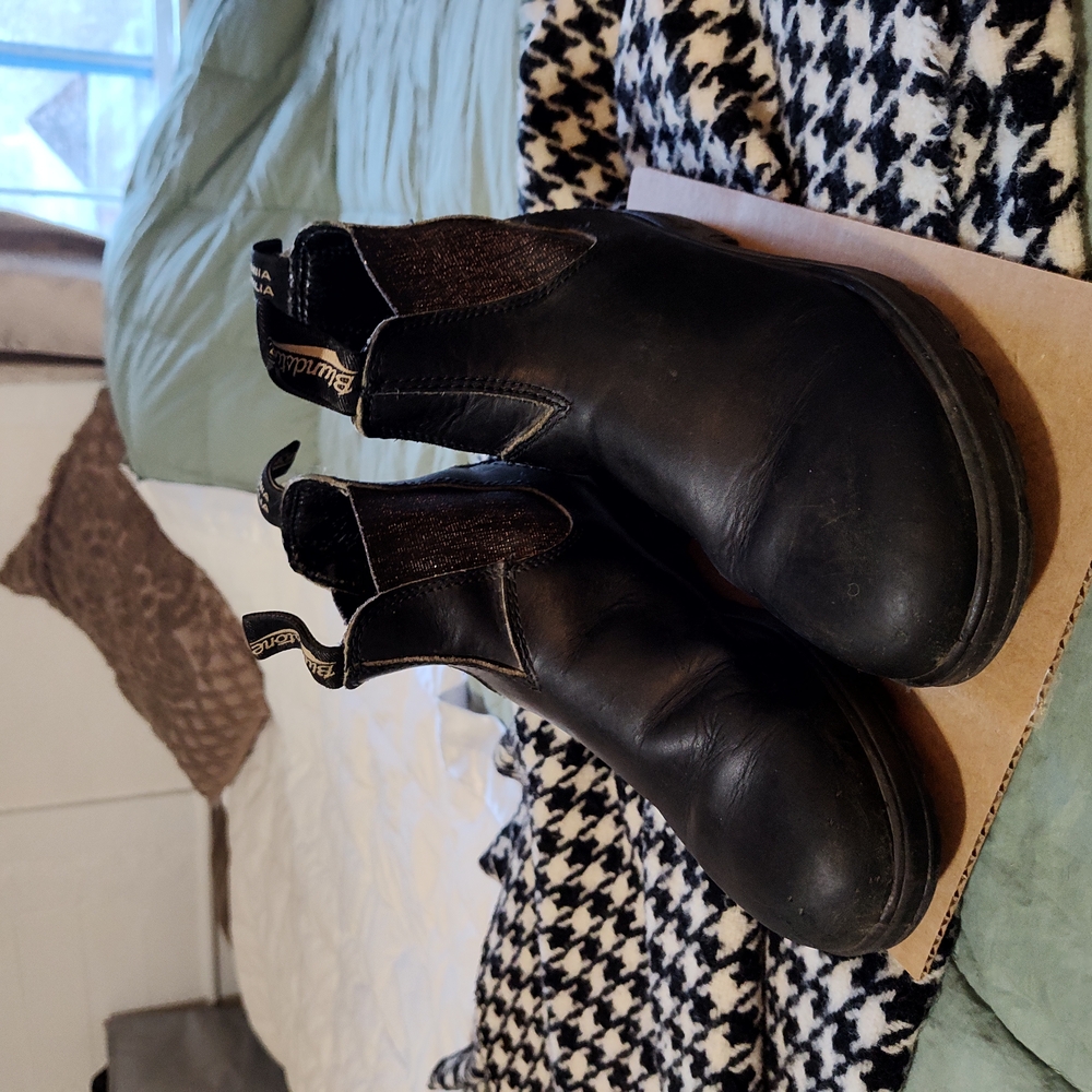 Blundstone leather boots